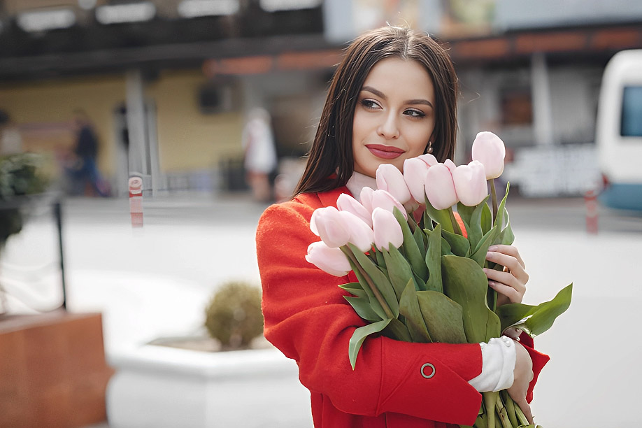 9 گلی که برای هدیه به خانم‌ها مناسبه - گلفروشی رابو